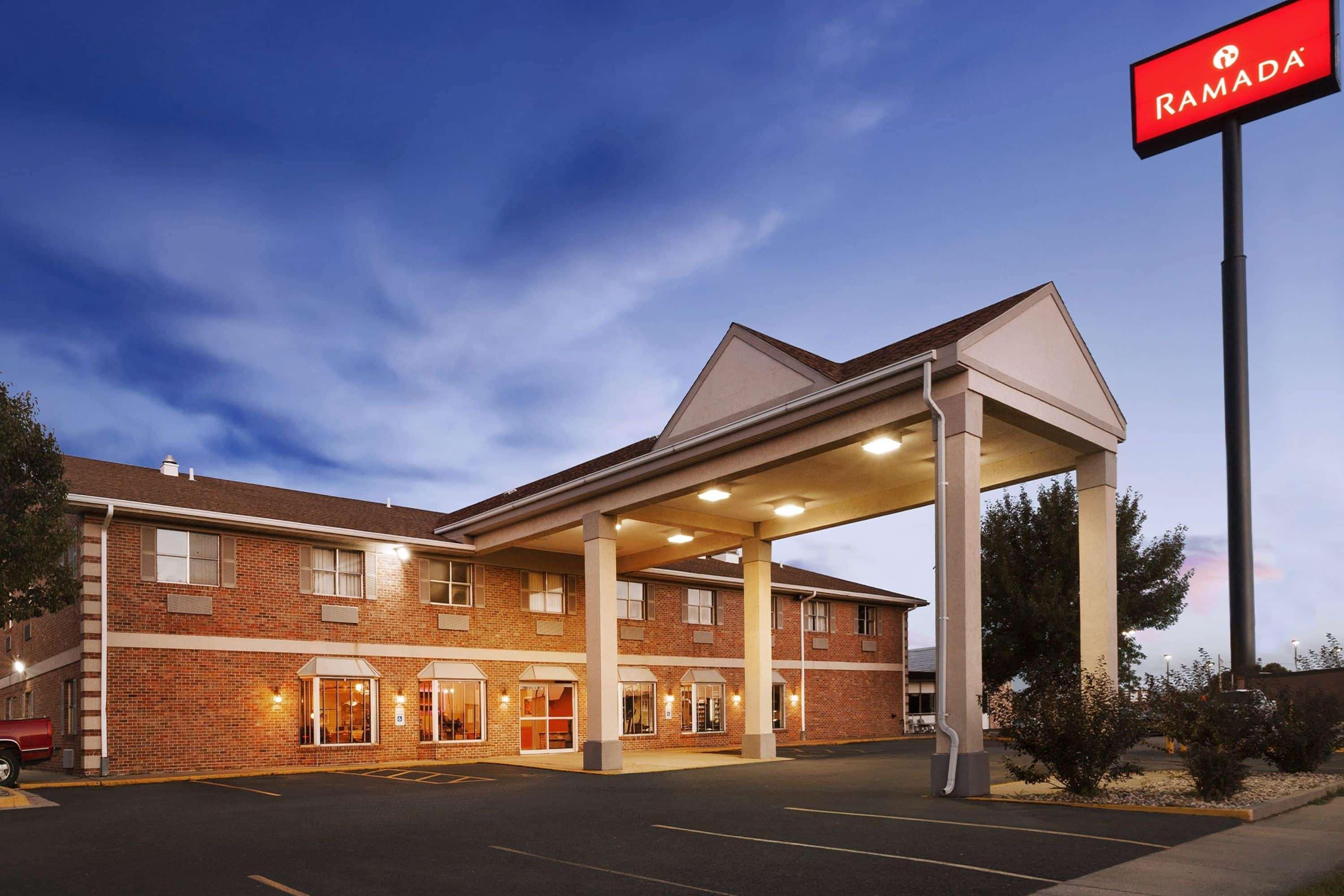 Ramada By Wyndham Sioux City Luaran gambar